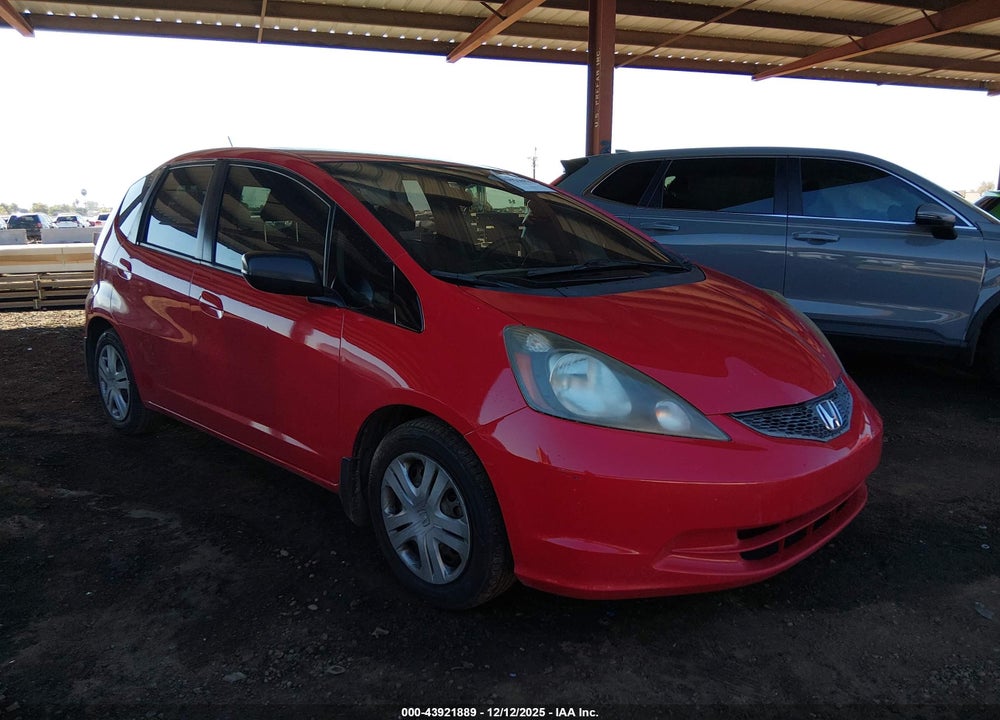 2010 HONDA FIT VIN: JHMGE8H27AC030115