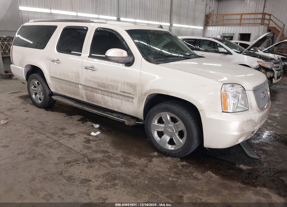 2013 GMC YUKON XL 1500 DENALI VIN: 1GKS2MEF2DR121349