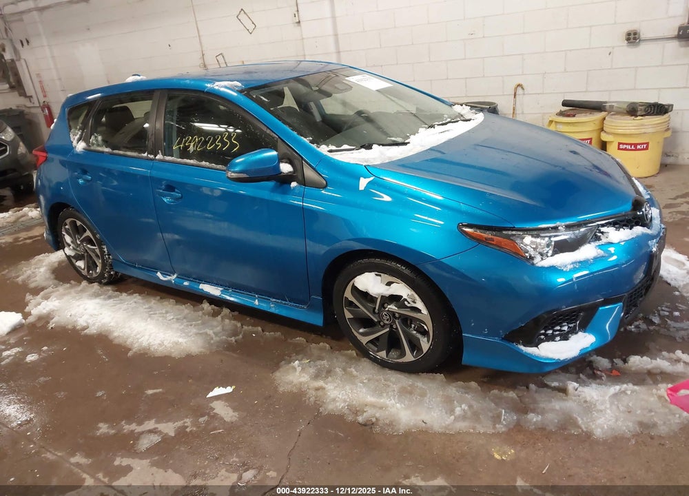 2018 TOYOTA COROLLA IM VIN: JTNKARJEXJJ565660