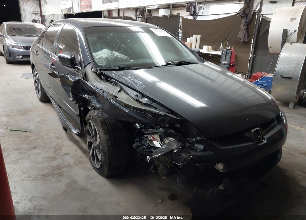 2005 HONDA ACCORD 3.0 EX VIN: 1HGCM66555A068160