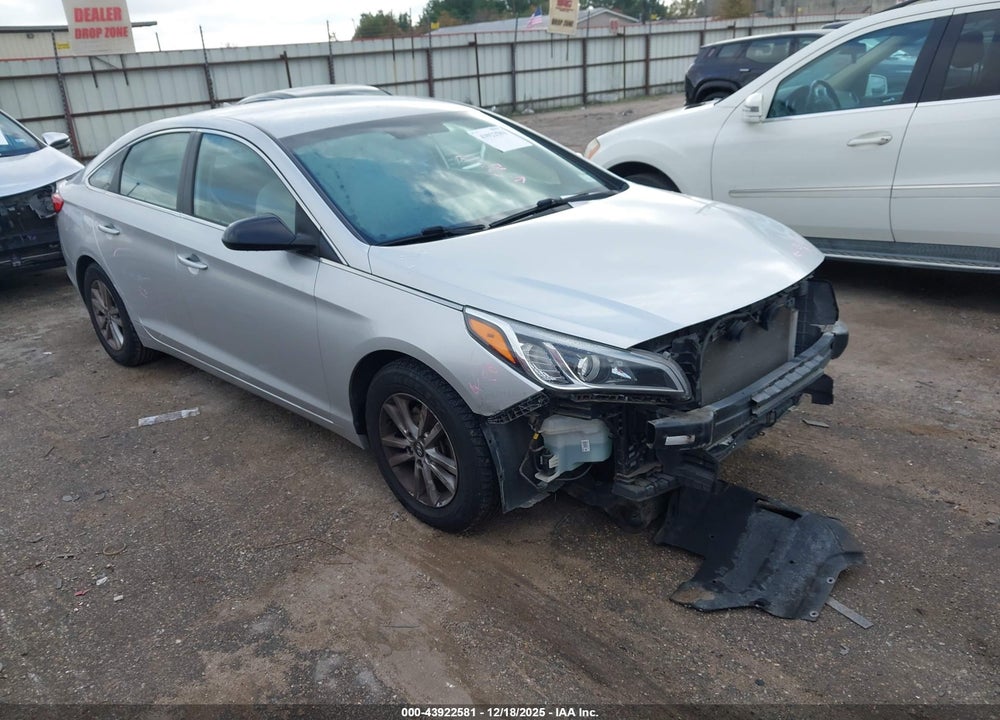 2016 HYUNDAI SONATA SE VIN: 5NPE24AF6GH371106