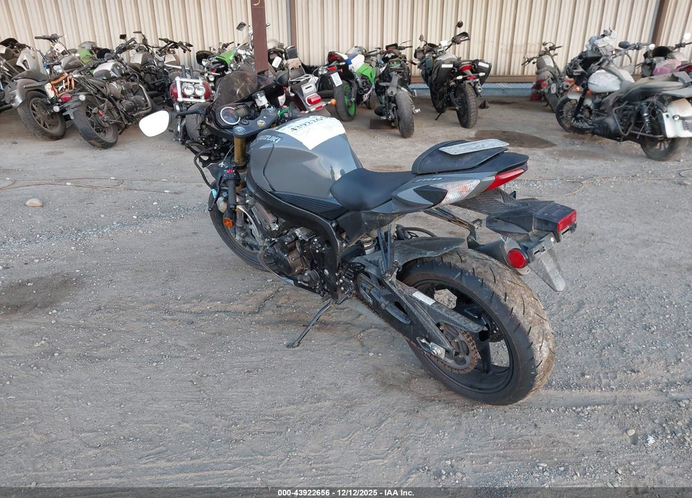 2025 SUZUKI GSX-R750 VIN: JS1GR7MA6S7100480