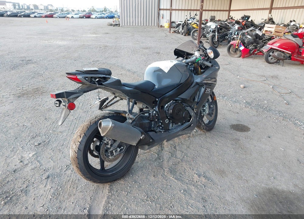 2025 SUZUKI GSX-R750 VIN: JS1GR7MA6S7100480