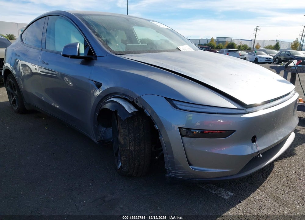 2026 TESLA MODEL Y RWD VIN: 7SAYGDEDXTF445937