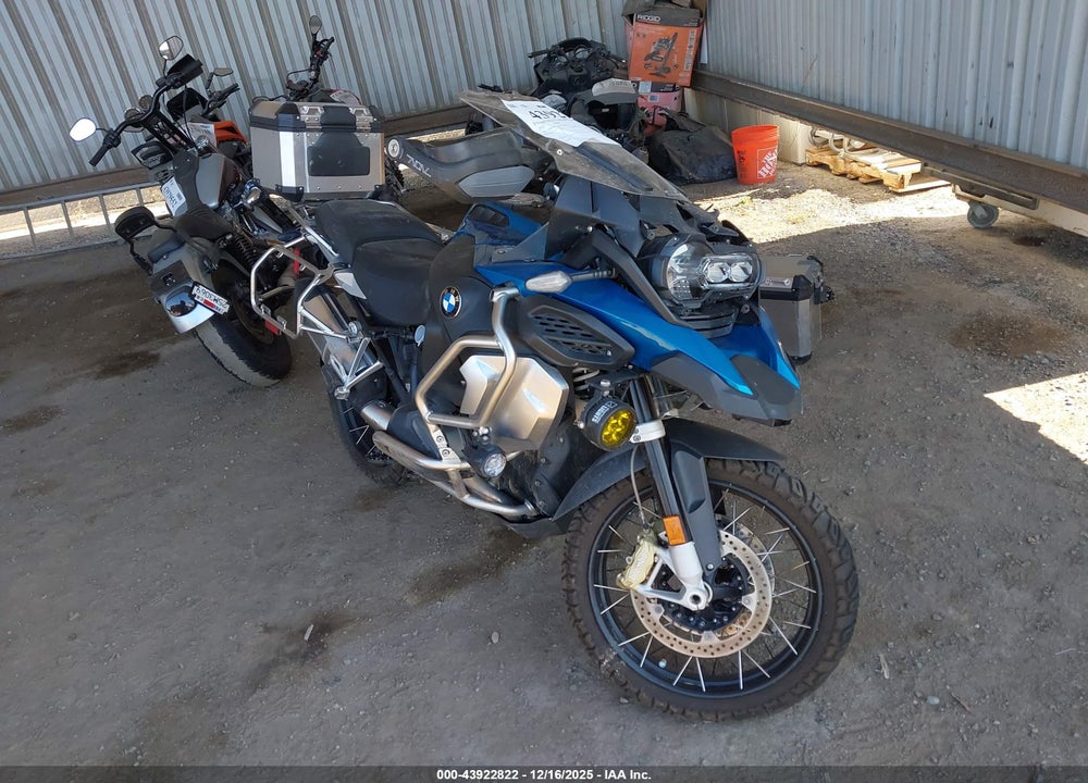 2022 BMW R 1250 GS ADVENTURE VIN: WB10M1308N6F39895
