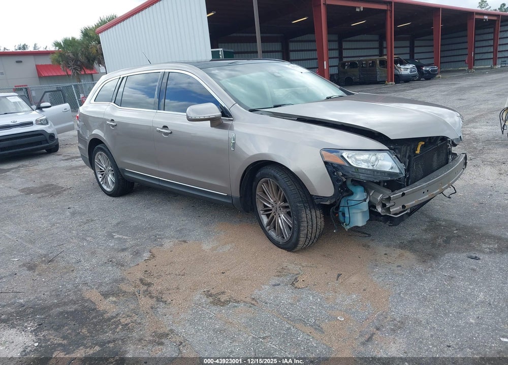 2019 LINCOLN MKT RESERVE VIN: 2LMHJ5AT0KBL03660