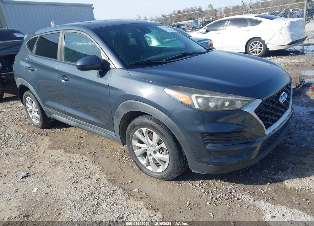 2019 HYUNDAI TUCSON SE VIN: KM8J23A40KU001576