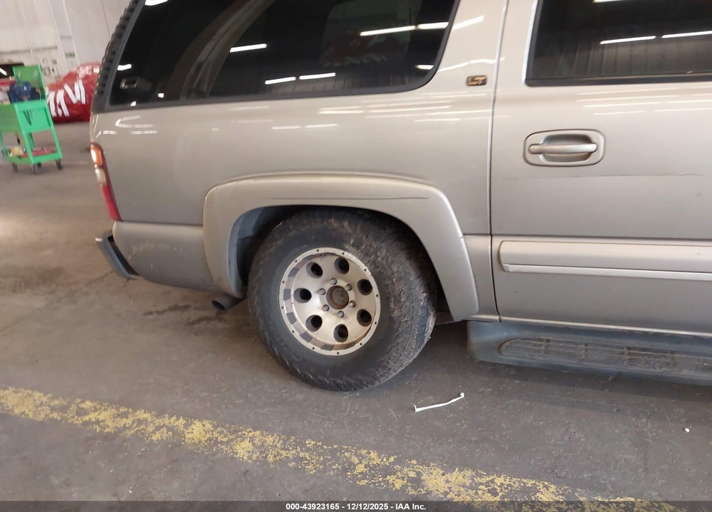 2003 CHEVROLET SUBURBAN 1500 LT VIN: 3GNFK16Z73G132664