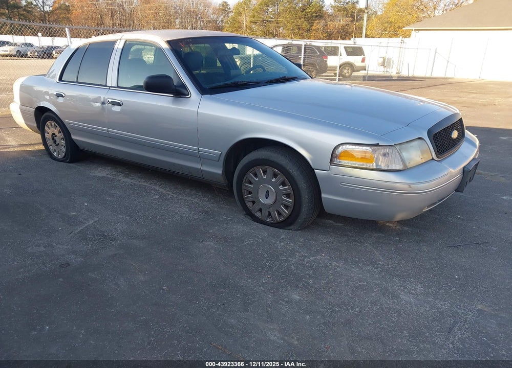 2003 FORD CROWN VICTORIA POLICE VIN: 2FAHP71W13X176206