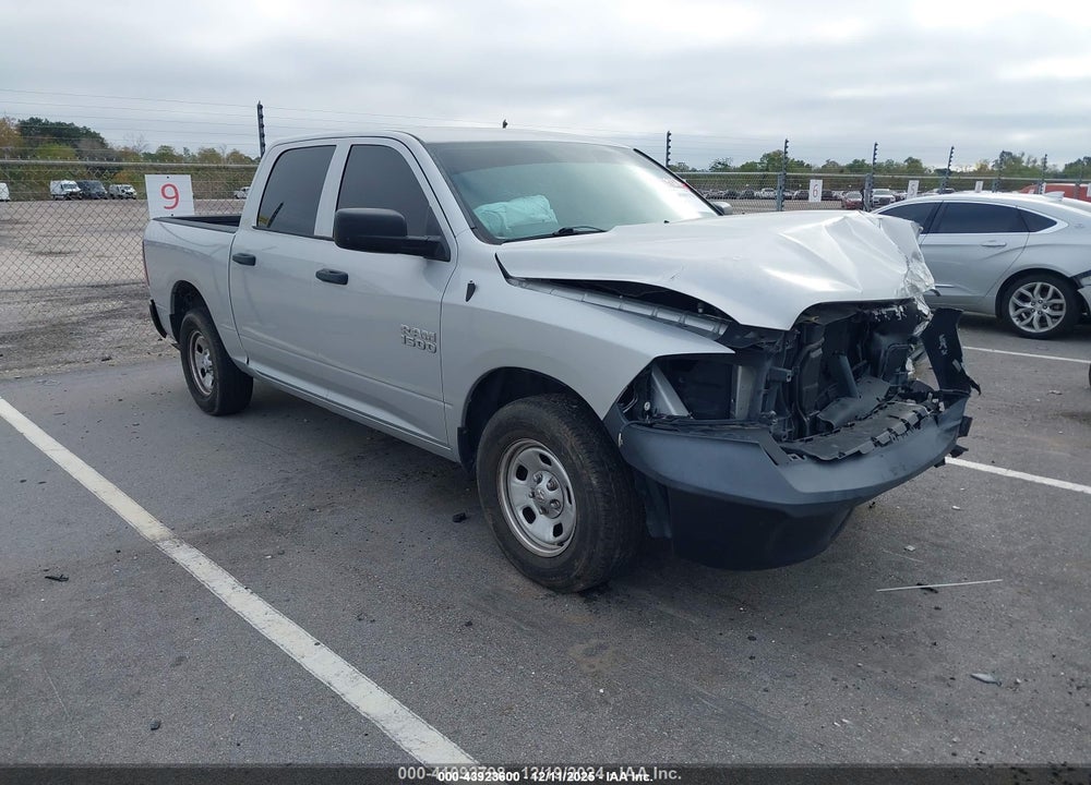 2018 RAM 1500 TRADESMAN  4X2 5'7 BOX VIN: 1C6RR6KG1JS104794