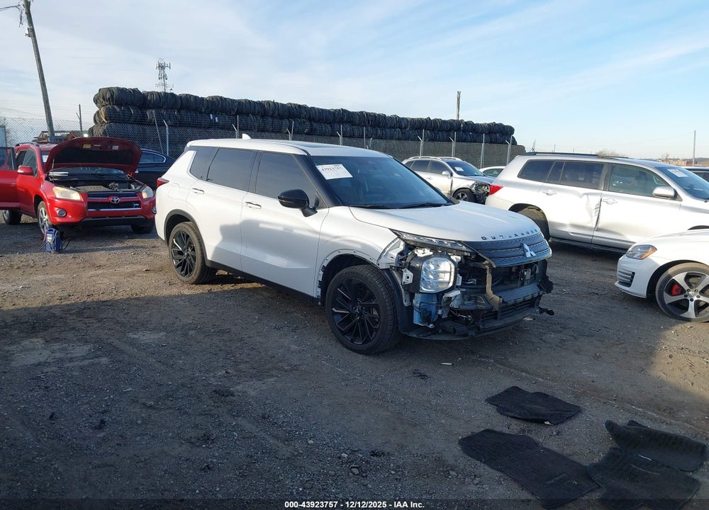 2022 MITSUBISHI OUTLANDER BLACK EDITION S-AWC/SE 2.5 S-AWC/SE LAUNCH EDITION S-AWC VIN: JA4J4UA87NZ070404