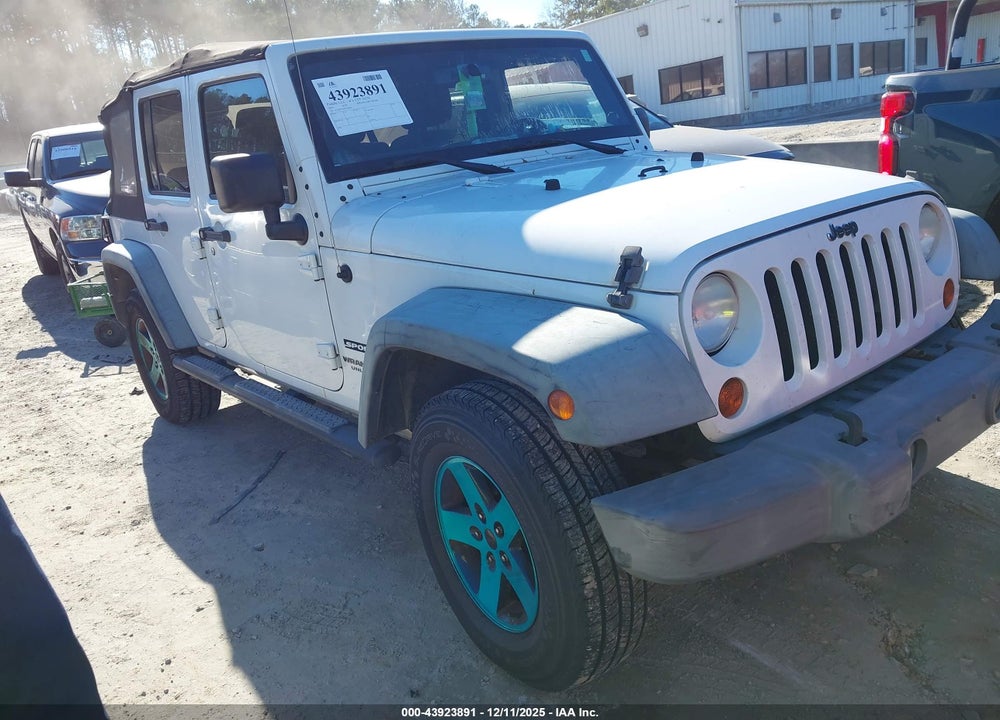 2013 JEEP WRANGLER UNLIMITED SPORT VIN: 1C4HJWDG0DL564665