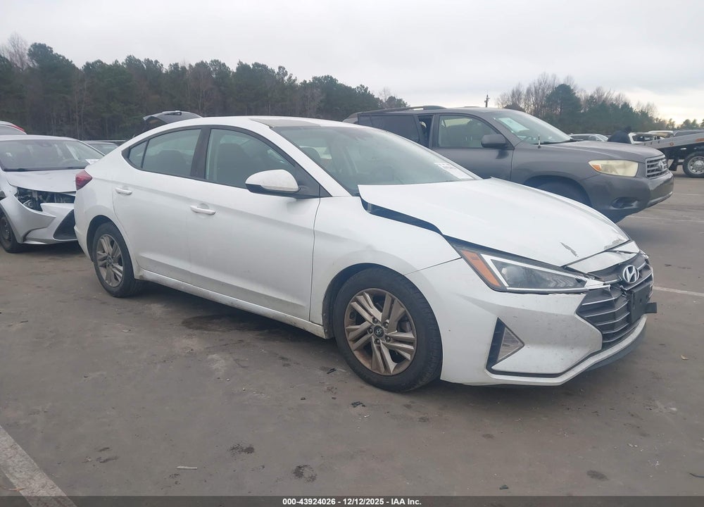 2020 HYUNDAI ELANTRA SEL VIN: 5NPD84LF7LH512878