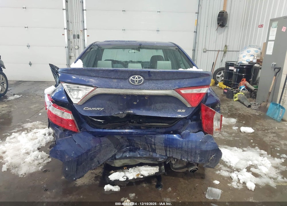 2016 TOYOTA CAMRY SE VIN: 4T1BF1FK7GU535587