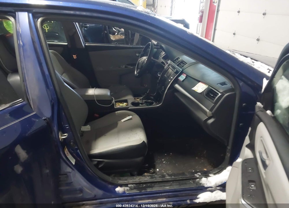 2016 TOYOTA CAMRY SE VIN: 4T1BF1FK7GU535587