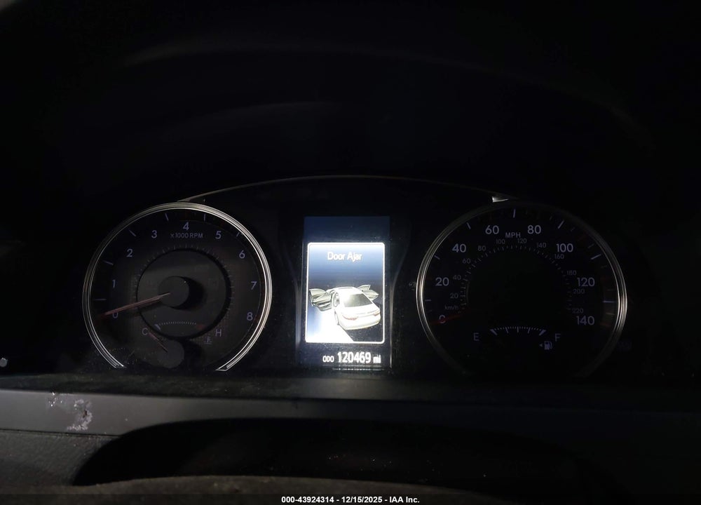 2016 TOYOTA CAMRY SE VIN: 4T1BF1FK7GU535587