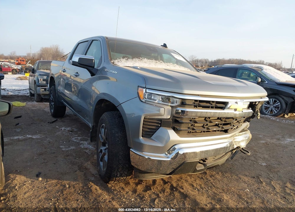 2024 CHEVROLET SILVERADO 1500 4WD  SHORT BED LT WITH 2FL VIN: 1GCPDKEK8RZ371389