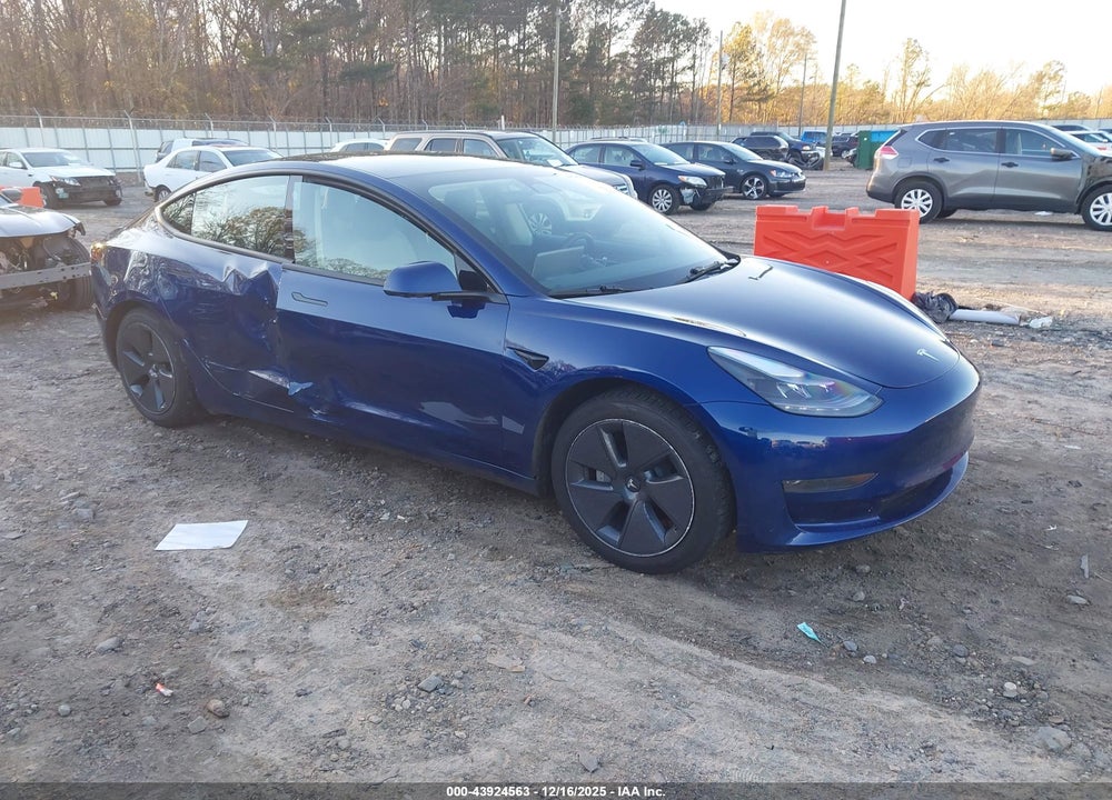 2021 TESLA MODEL 3 STANDARD RANGE PLUS REAR-WHEEL DRIVE VIN: 5YJ3E1EA8MF092097