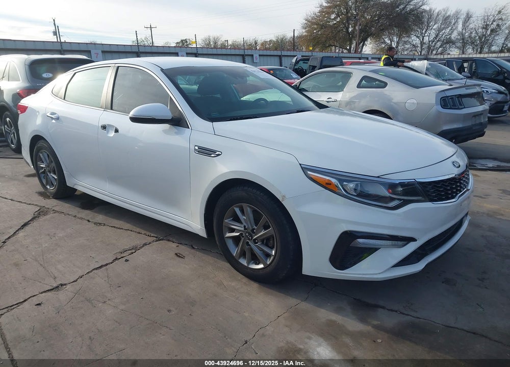 2019 KIA OPTIMA LX VIN: 5XXGT4L33KG349030