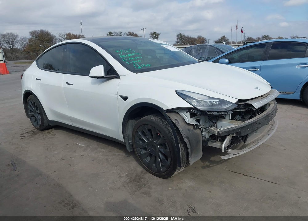 2020 TESLA MODEL Y LONG RANGE DUAL MOTOR ALL-WHEEL DRIVE VIN: 5YJYGDEE7LF011142
