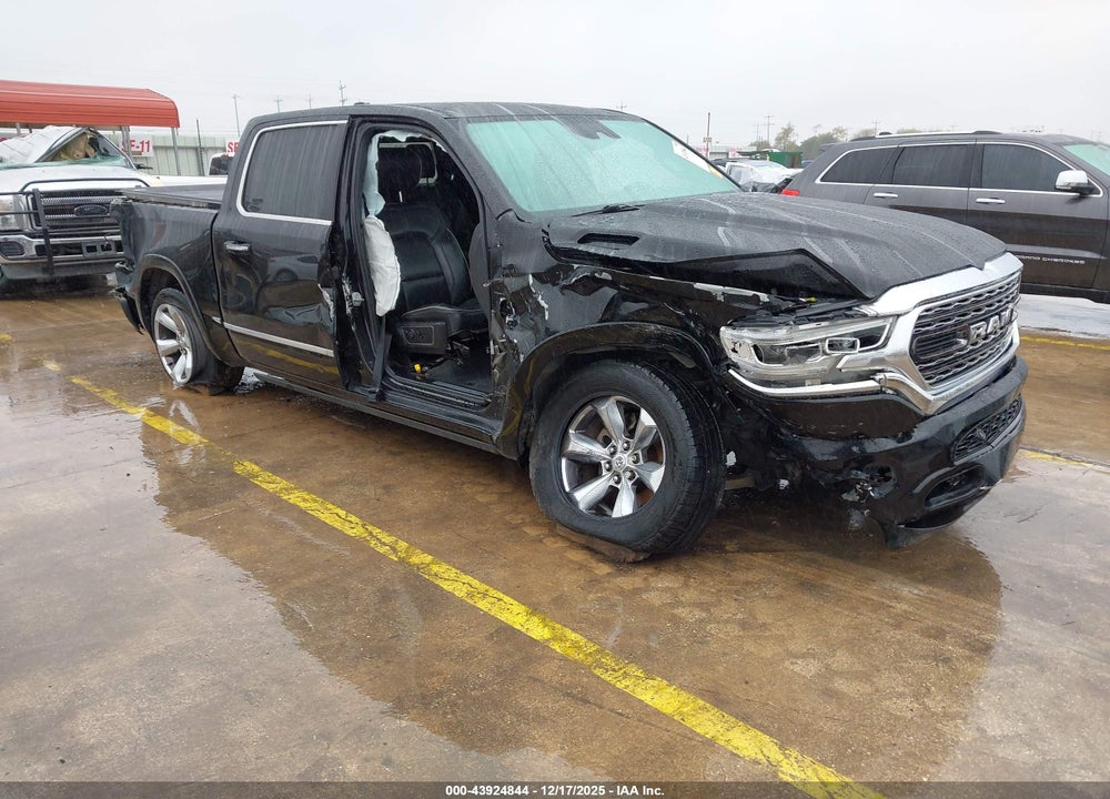 2019 RAM 1500 LIMITED  4X4 5'7 BOX VIN: 1C6SRFHT9KN521621