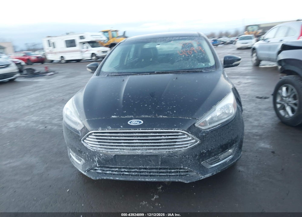 2015 FORD FOCUS TITANIUM VIN: 1FADP3J29FL323345