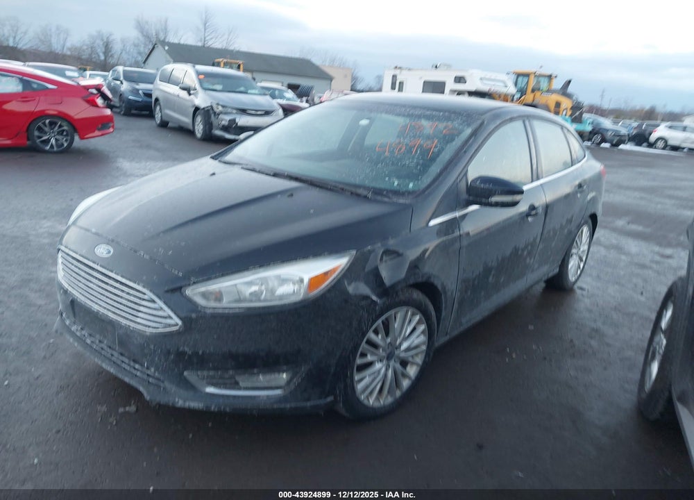 2015 FORD FOCUS TITANIUM VIN: 1FADP3J29FL323345