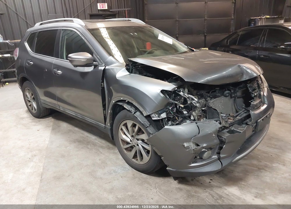 2015 NISSAN ROGUE SL VIN: 5N1AT2MV6FC778786