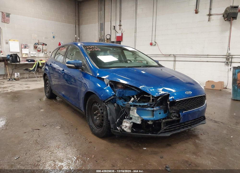2018 FORD FOCUS SE VIN: 1FADP3K26JL225719