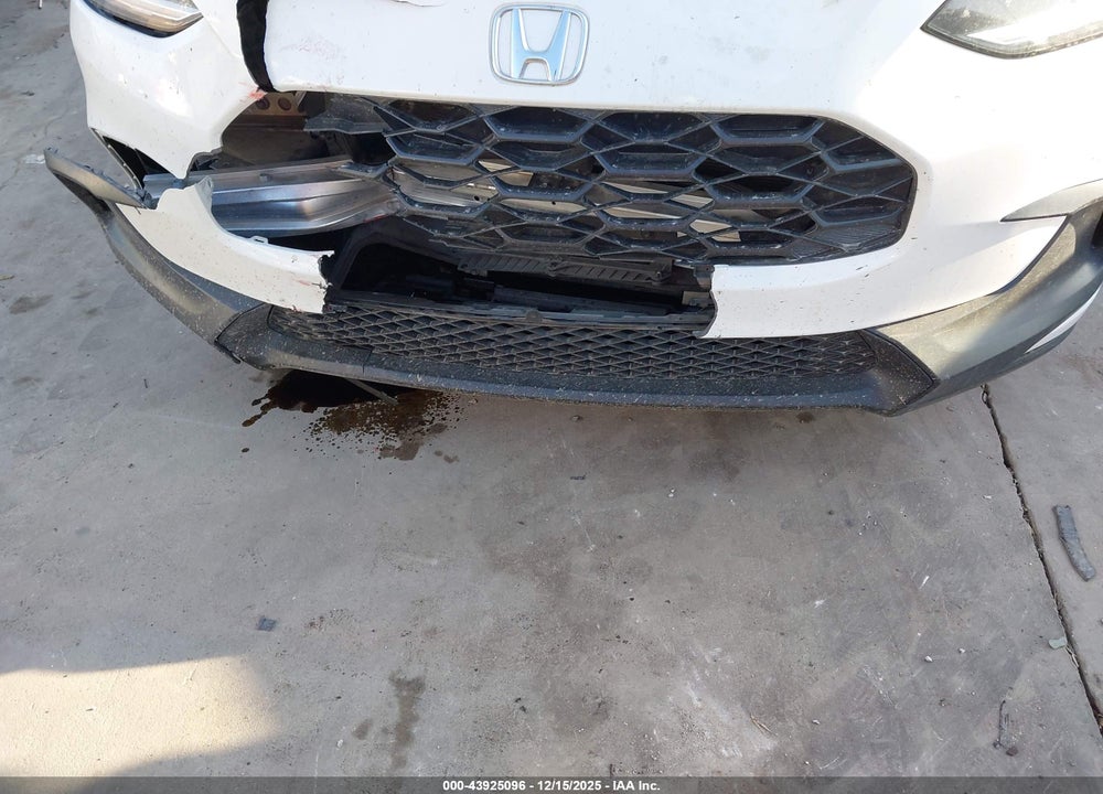 2024 HONDA HR-V 2WD LX VIN: 3CZRZ1H38RM715873