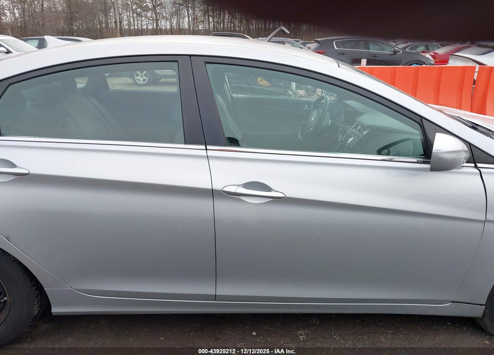 2011 HYUNDAI SONATA GLS VIN: 5NPEB4AC5BH288586