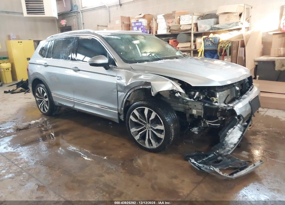 2020 VOLKSWAGEN TIGUAN 2.0T SEL PREMIUM R-LINE VIN: 3VV4B7AX7LM111891