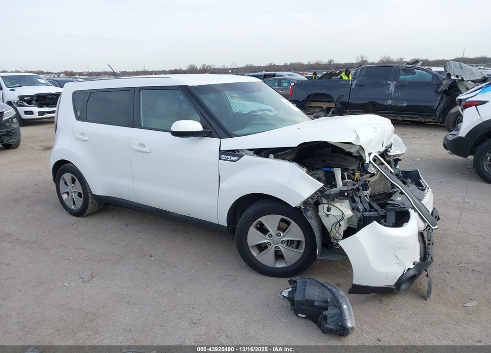 2016 KIA SOUL VIN: KNDJN2A26G7310883
