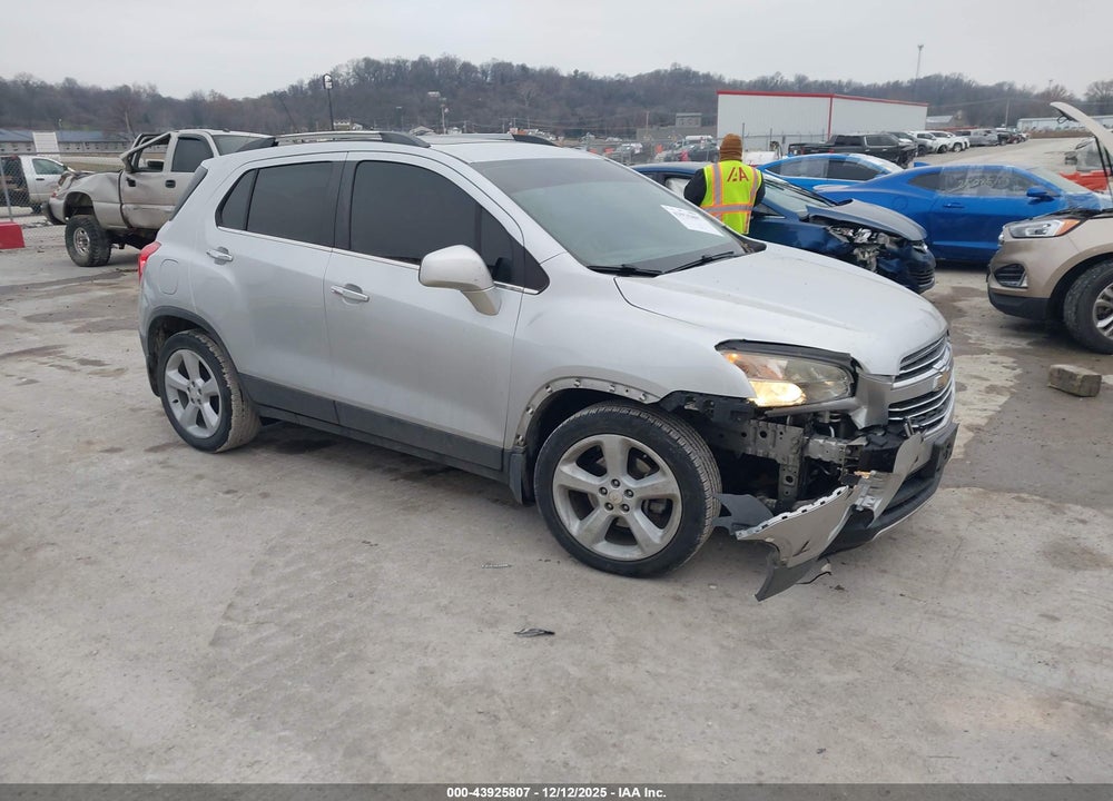 2015 CHEVROLET TRAX LTZ VIN: 3GNCJNSB9FL209519