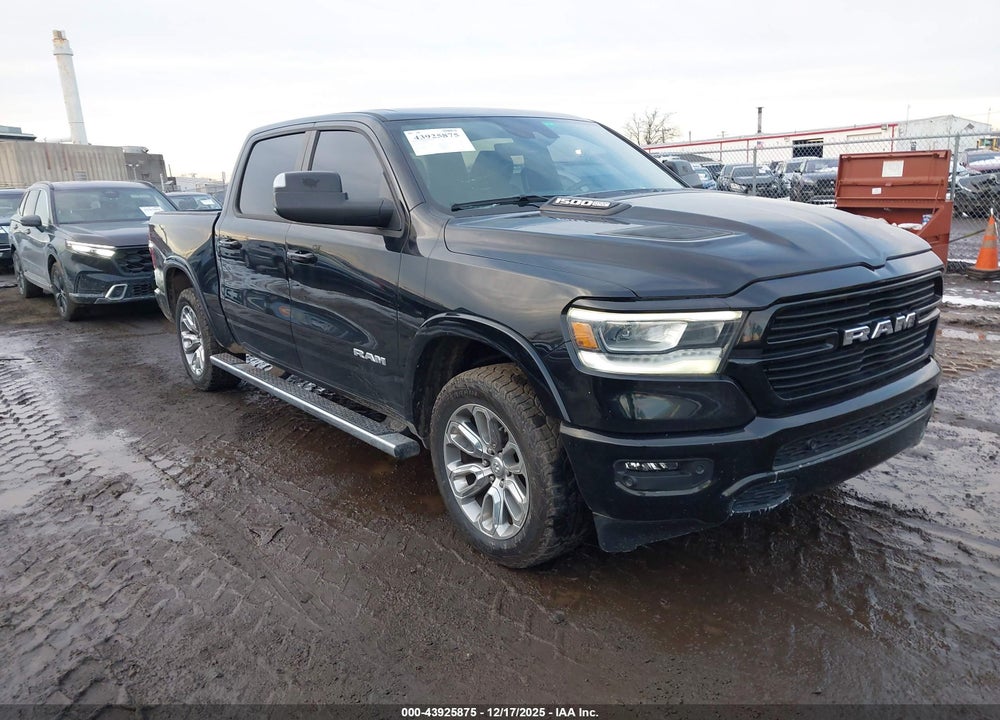 2022 RAM 1500 LAIE  4X4 5'7 BOX VIN: 1C6SRFJT4NN455722