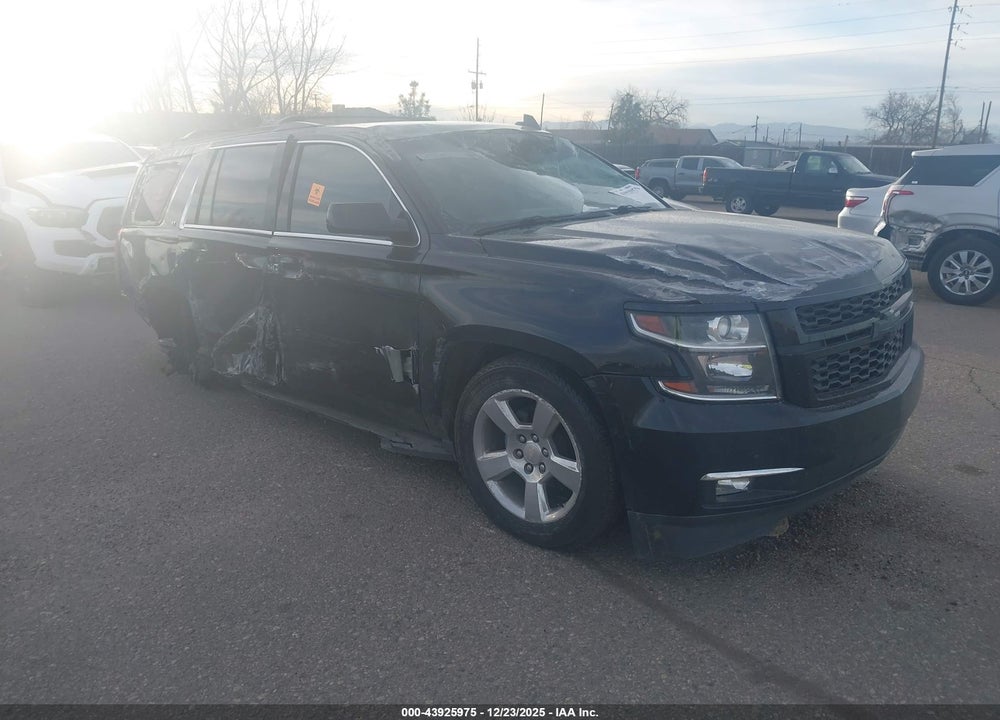 2017 CHEVROLET TAHOE LT VIN: 1GNSCBKC7HR332454