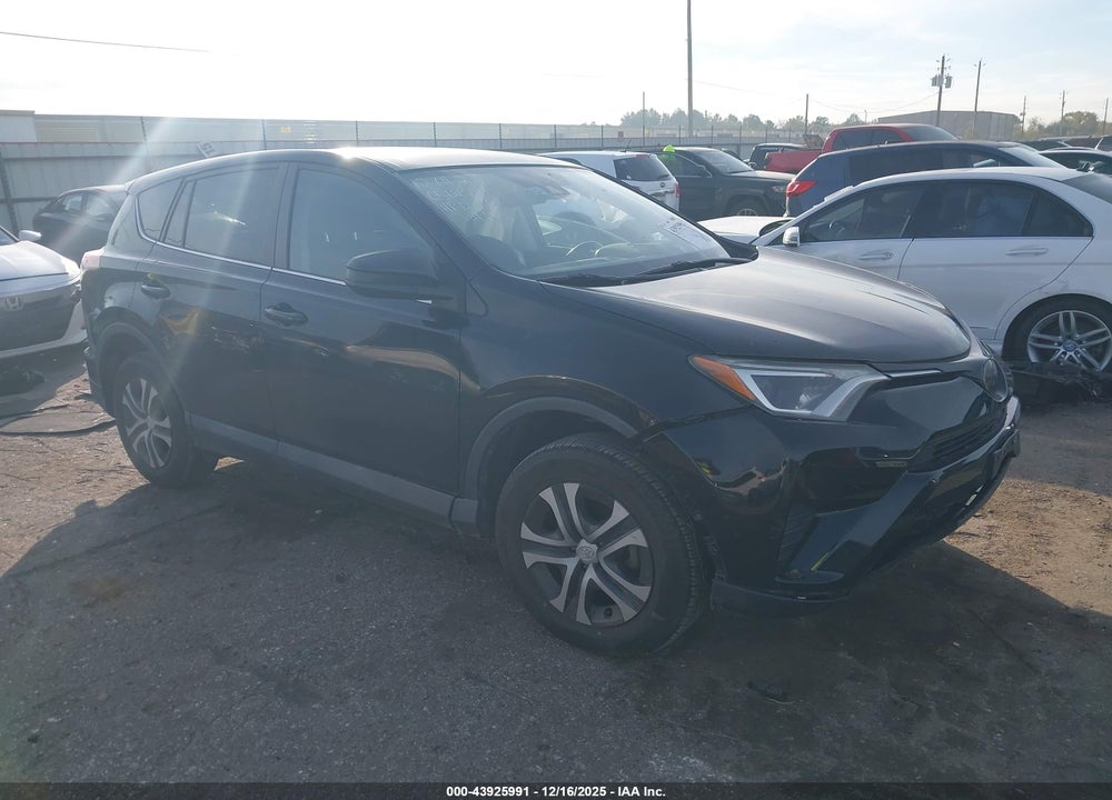 2018 TOYOTA RAV4 LE VIN: 2T3BFREV2JW707016