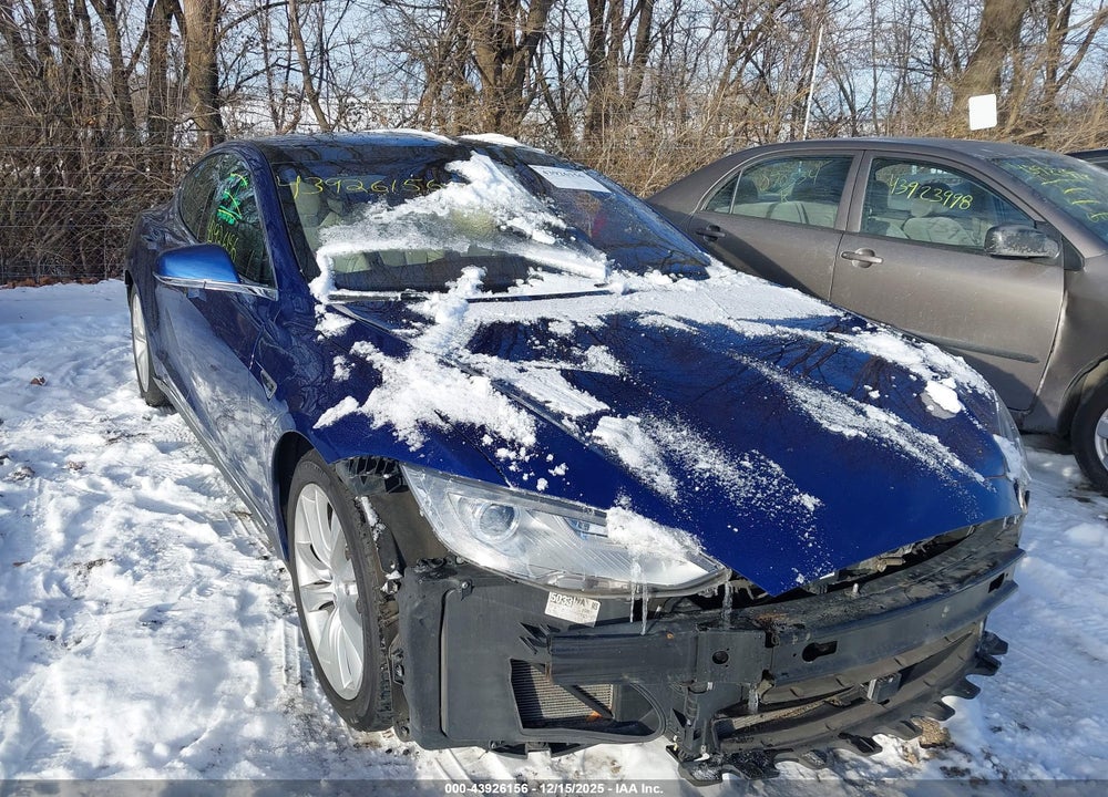 2016 TESLA MODEL S 60D/70D/75D/85D/90D VIN: 5YJSA1E29GF125130