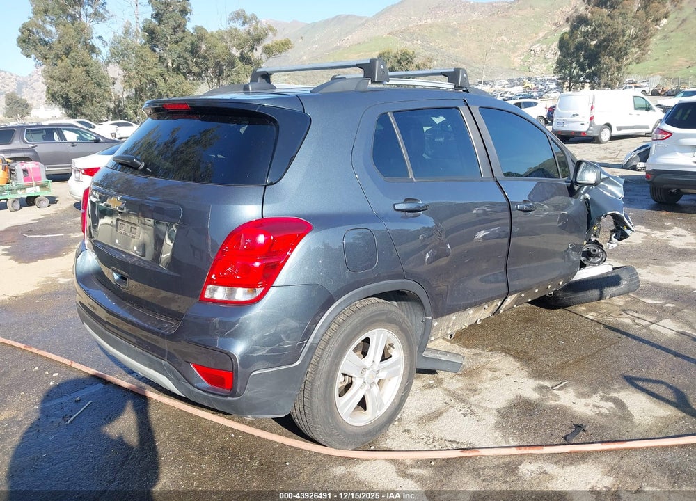2022 CHEVROLET TRAX AWD LT VIN: KL7CJPSM7NB557192