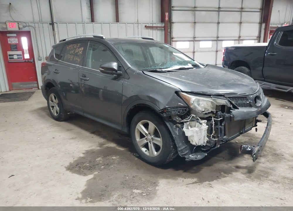 2013 TOYOTA RAV4 XLE VIN: 2T3RFREV0DW110708