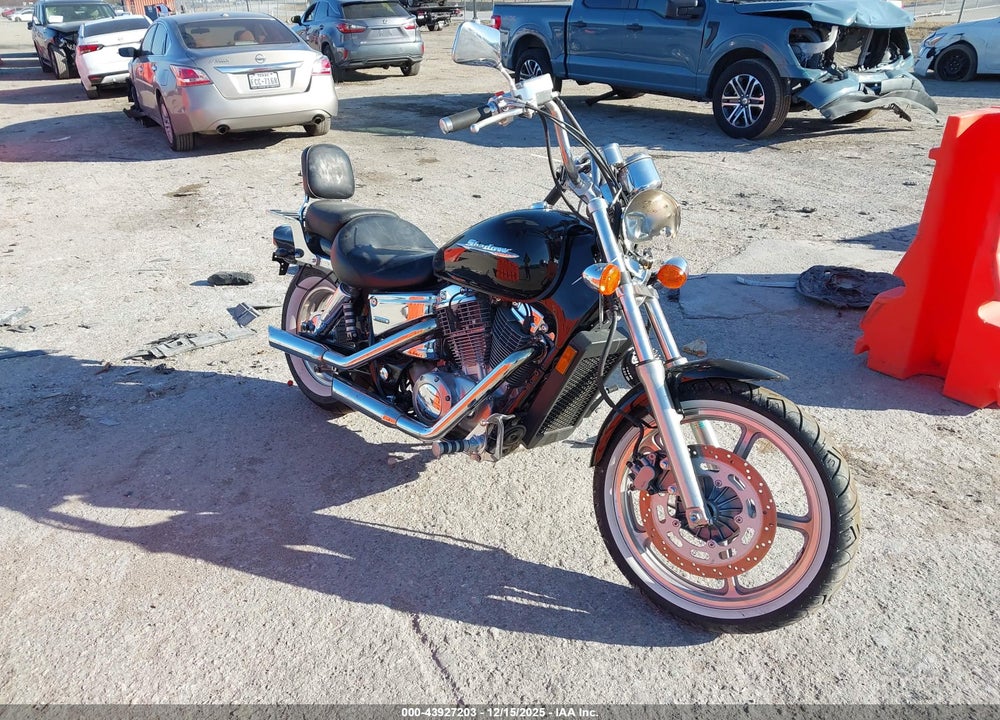 2005 HONDA VT1100 C VIN: 1HFSC18075A901822