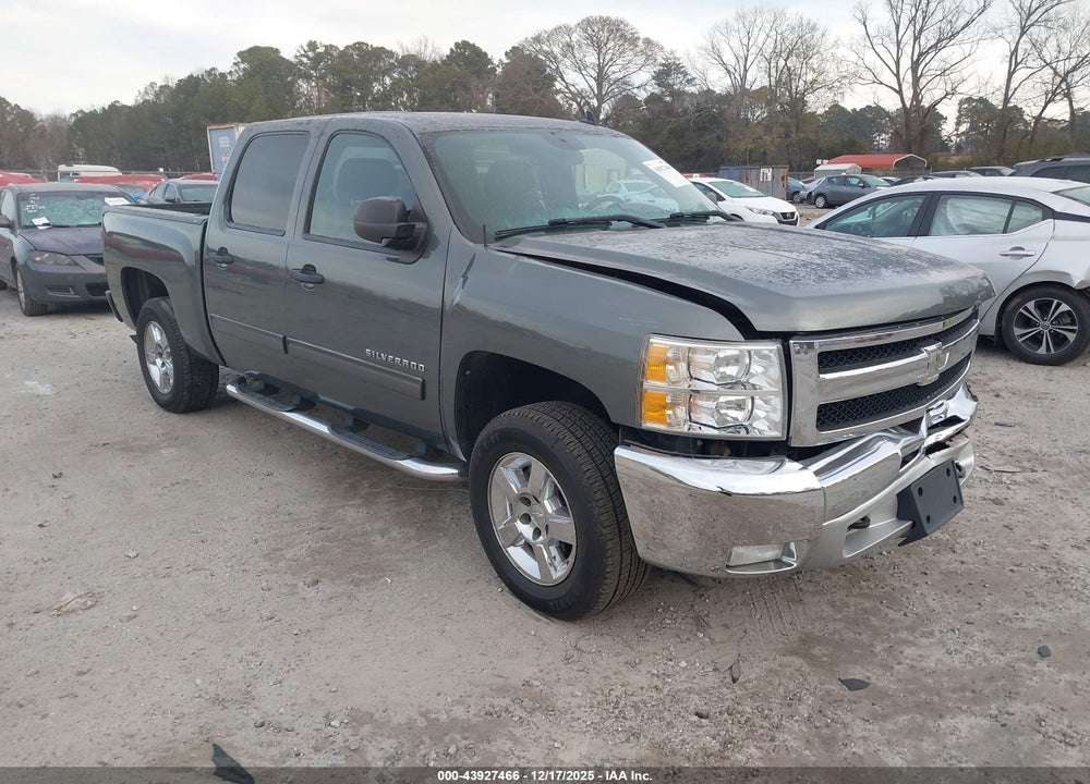 2011 CHEVROLET SILVERADO 1500 LT VIN: 3GCPKSE30BG338925