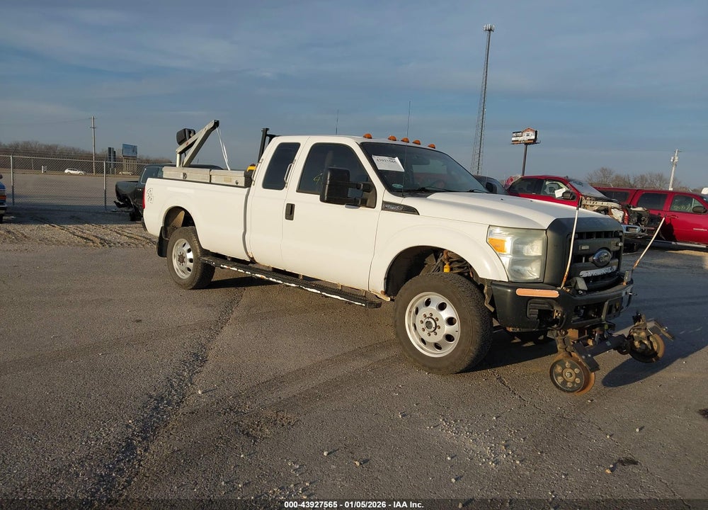 2015 FORD F-250 XL VIN: 1FT7X2B64FEC58654