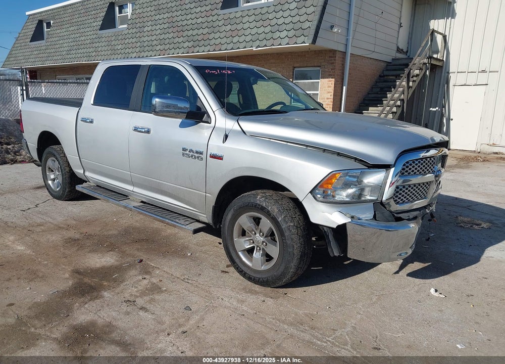 2017 RAM 1500 SLT  4X4 5'7 BOX VIN: 1C6RR7LT4HS797761