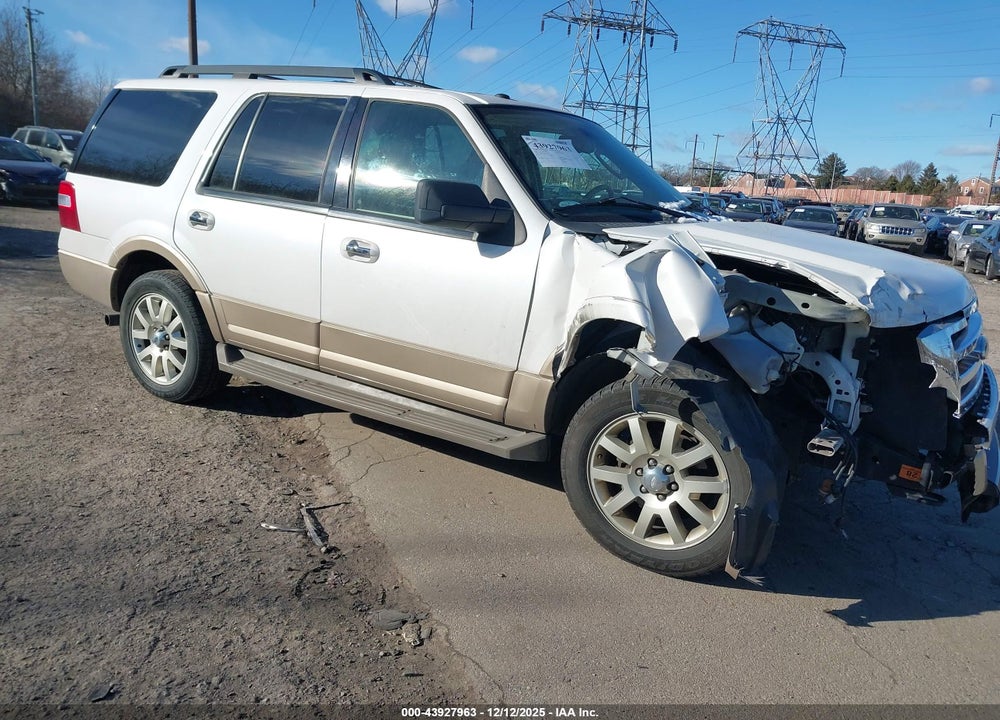 2011 FORD EXPEDITION XLT VIN: 1FMJU1J54BEF42017