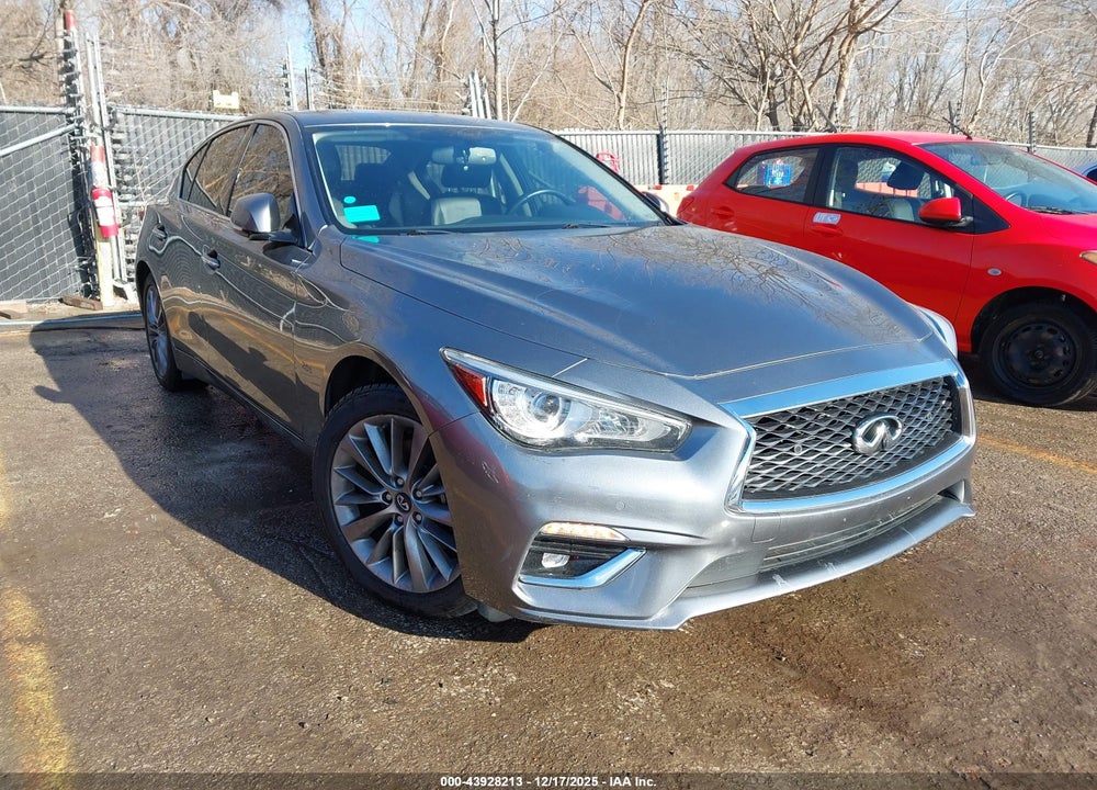 2018 INFINITI Q50 2.0T LUXE VIN: JN1CV7AR2JM280392