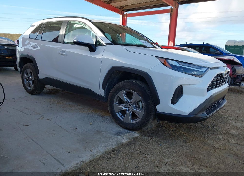2023 TOYOTA RAV4 XLE VIN: 2T3W1RFV8PC224025