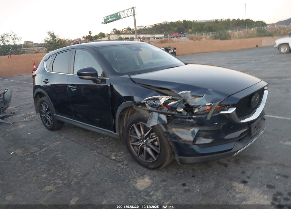 2018 MAZDA CX-5 TOURING VIN: JM3KFBCM6J0425068