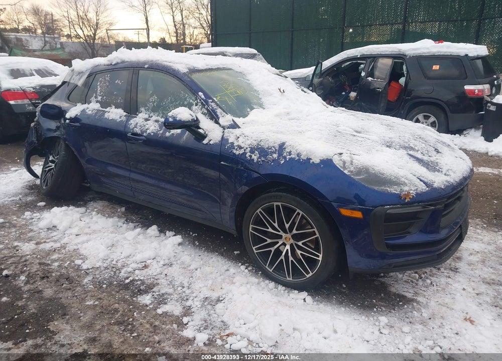 2023 PORSCHE MACAN T VIN: WP1AA2A59PLB09748