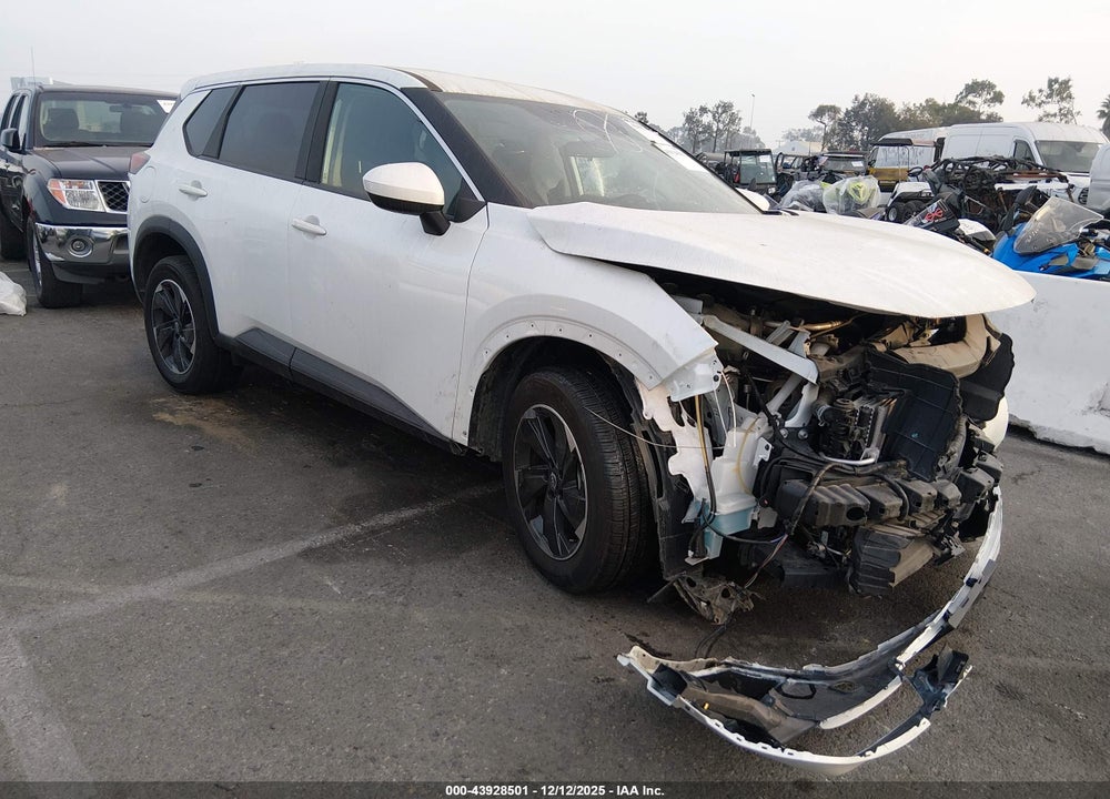 2024 NISSAN ROGUE SV FWD VIN: 5N1BT3BA5RC672568